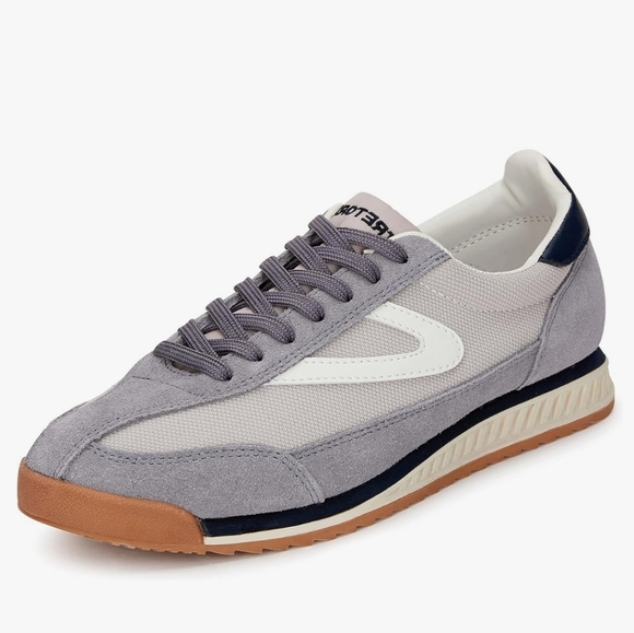 NWB Women's sz 9.5 Tretorn sneakers - Picture 2 of 9
